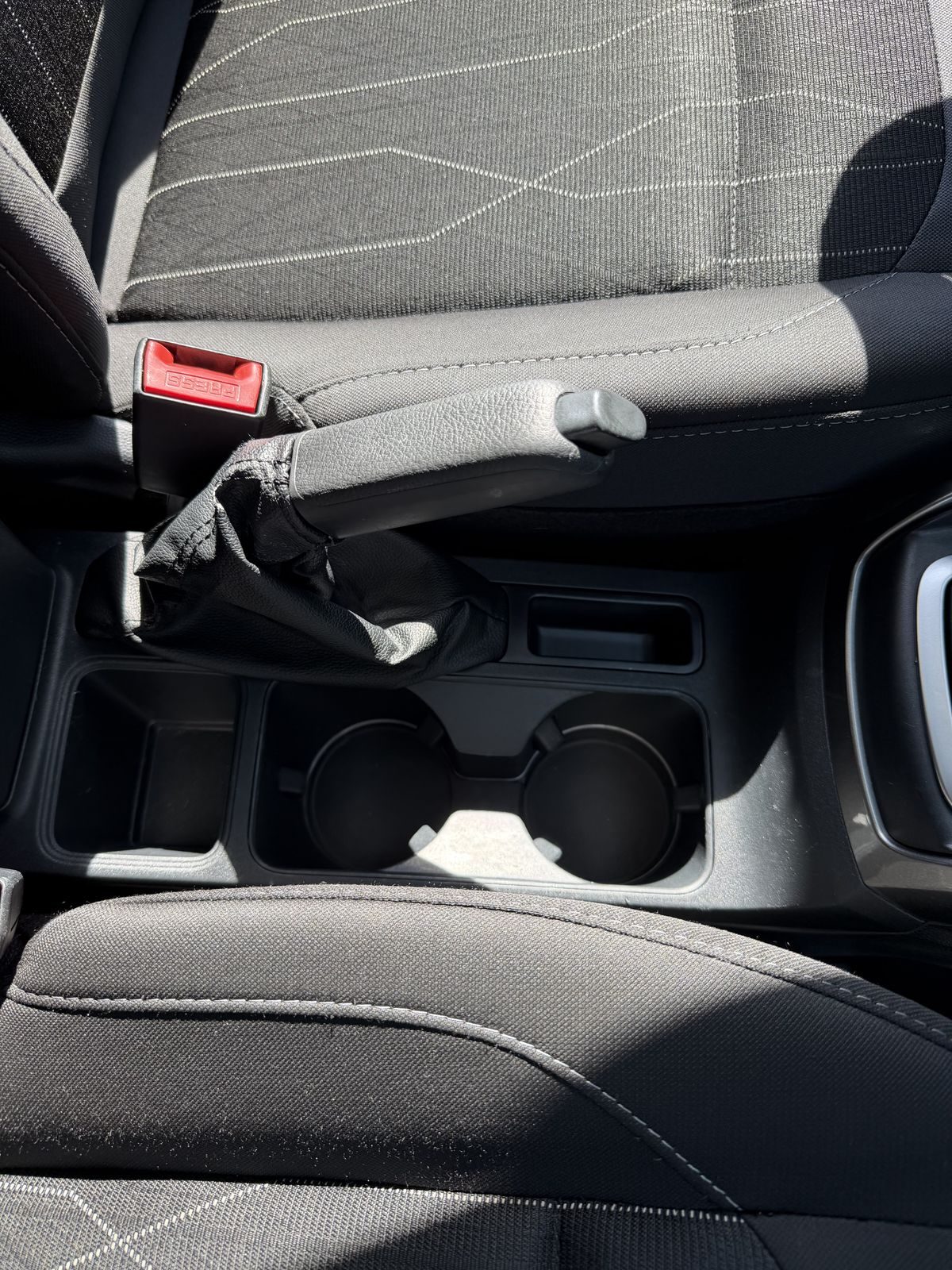 Cup holders clean after